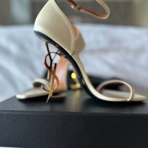 Brand New! YSL Logo Heel Sandal Cream